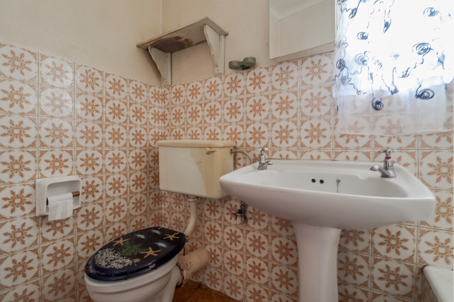 To Let 3 Bedroom Property for Rent in La Hoff North West